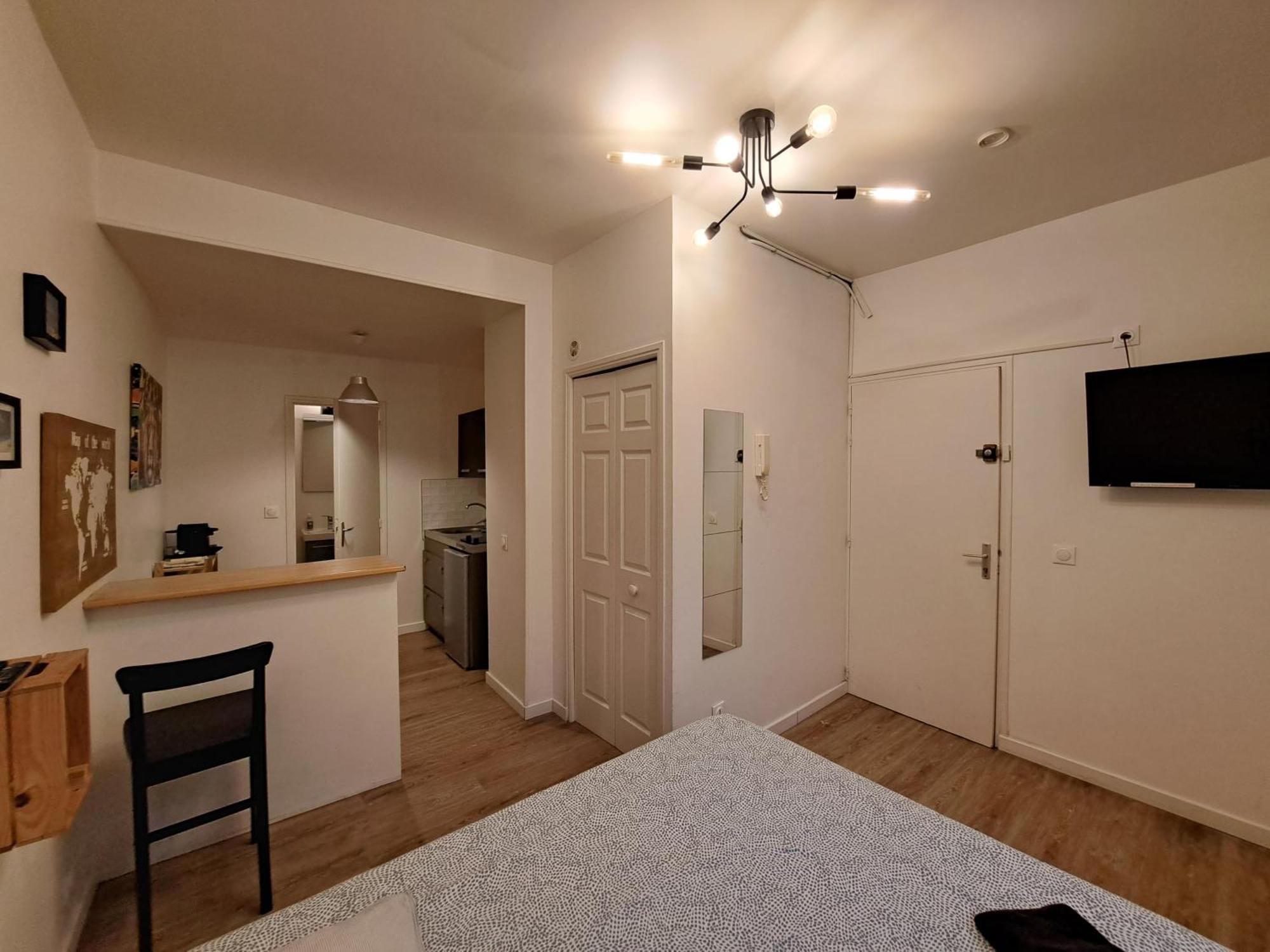 Ochorios, Studio Cosy Apartment Reims Exterior foto