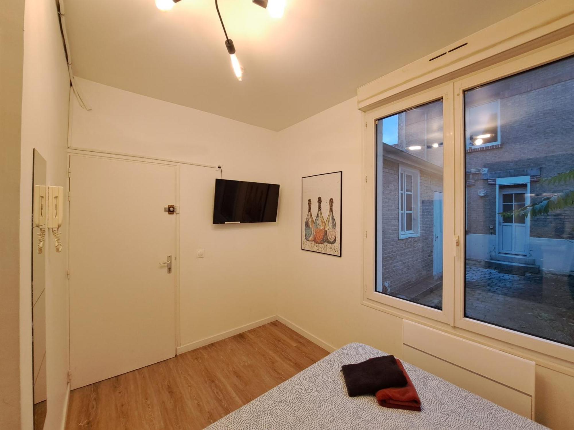 Ochorios, Studio Cosy Apartment Reims Exterior foto